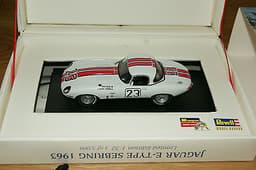 Revel Momogram Slot car Jaguar E-Type Sebring 1963 MIB