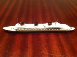 Scarce Pre-war FRENCH DINKY "Le Normandie" No.52C Steamship with original Box