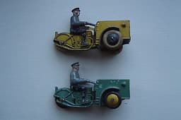 TWO DINKY TOYS FRENCH NO 14 14A TRIPORTEURS PRE WAR VINTAGE SET 1P